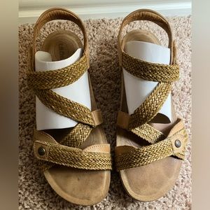 Taos Trulie Sandal